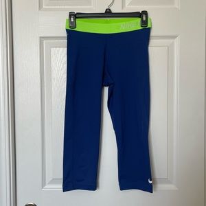 Nike Pro Cropped Leggings